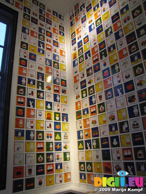 SX02827 Nijntje (Miffy) books from around the world